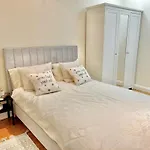 London Eye Walk Cozy Flat