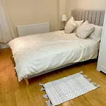 London Eye Walk Cozy Flat